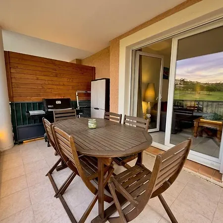 Cozy Place With Swimming Pool, Terrace And Small Garden * Sainte-Maxime