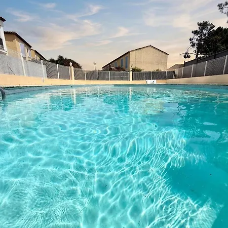 Cozy Place With Swimming Pool, Terrace And Small Garden Lejlighed Sainte-Maxime