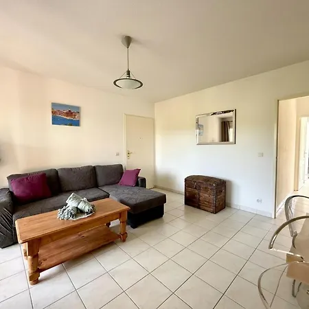 Cozy Place With Swimming Pool, Terrace And Small Garden Sainte-Maxime